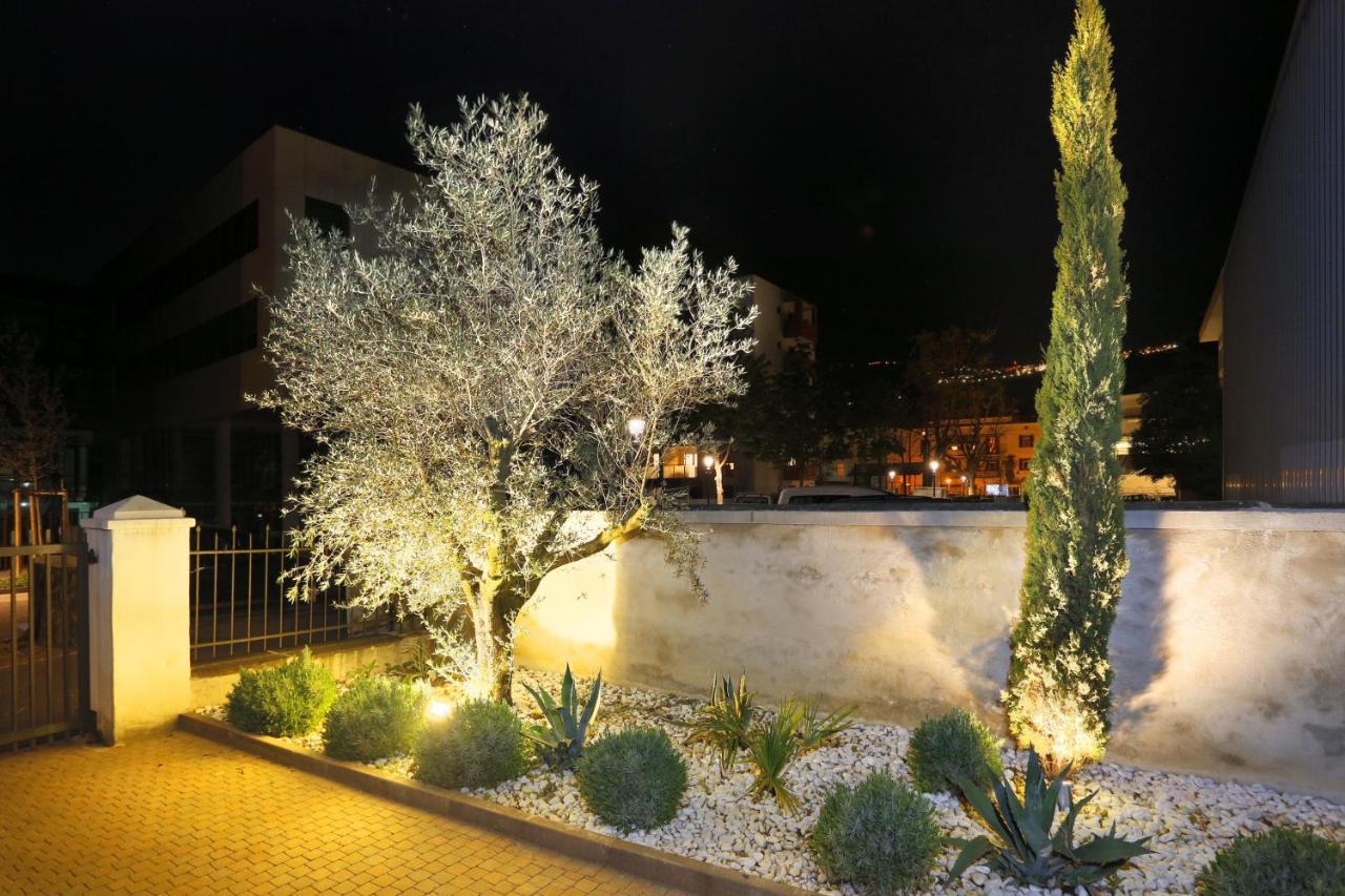 Garni Villa Tyrol - Adults Only 梅拉诺 外观 照片