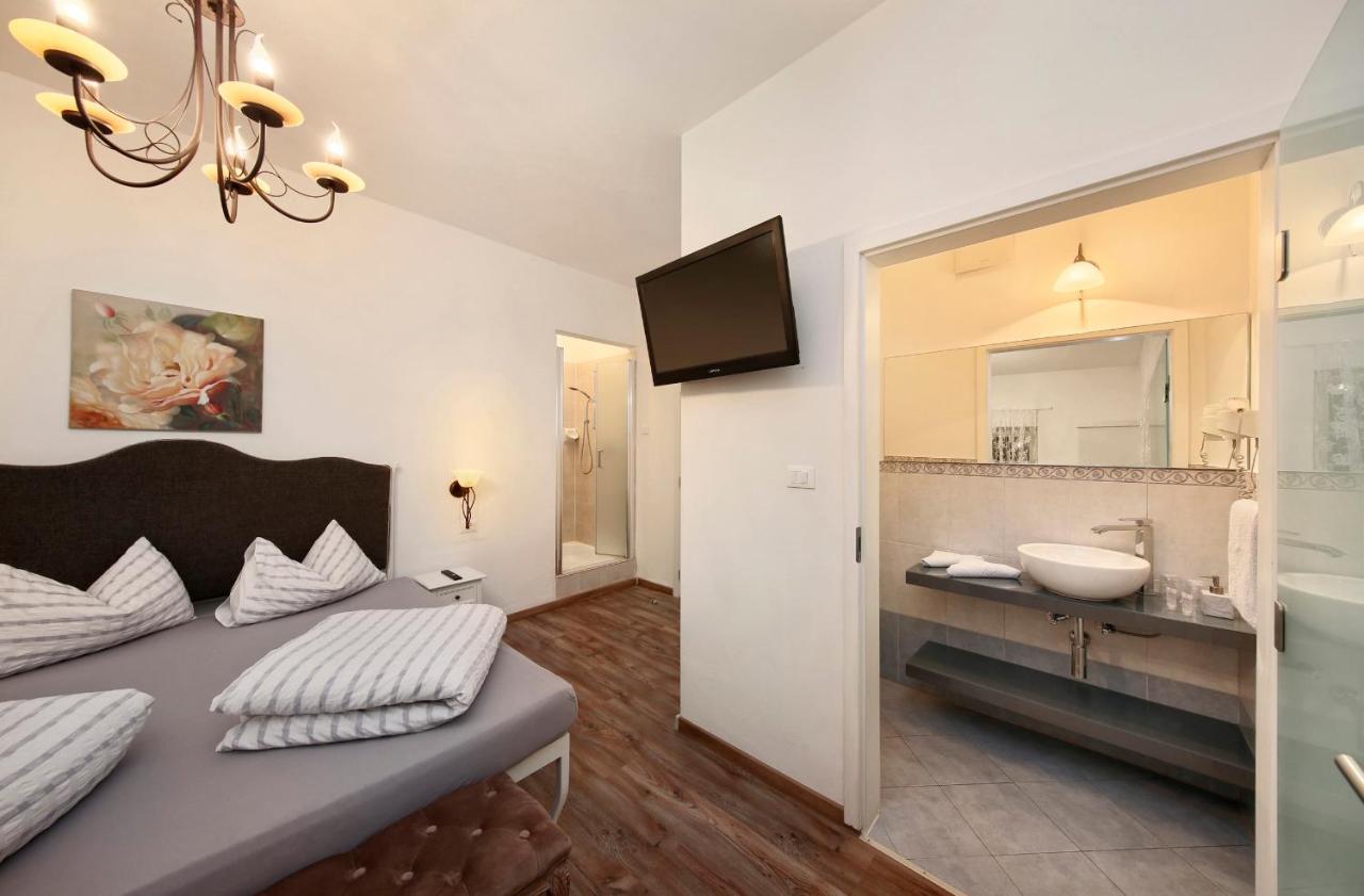 Garni Villa Tyrol - Adults Only 梅拉诺 外观 照片