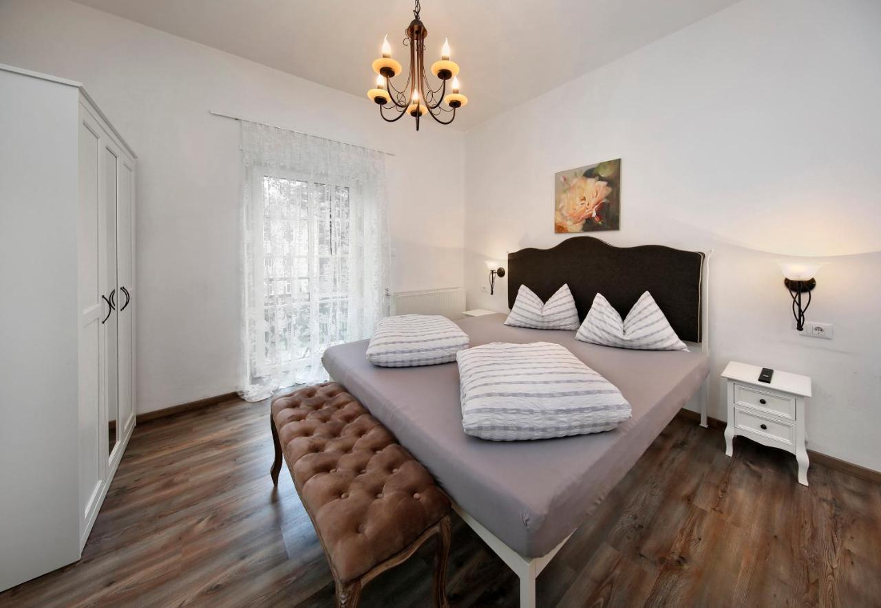 Garni Villa Tyrol - Adults Only 梅拉诺 外观 照片